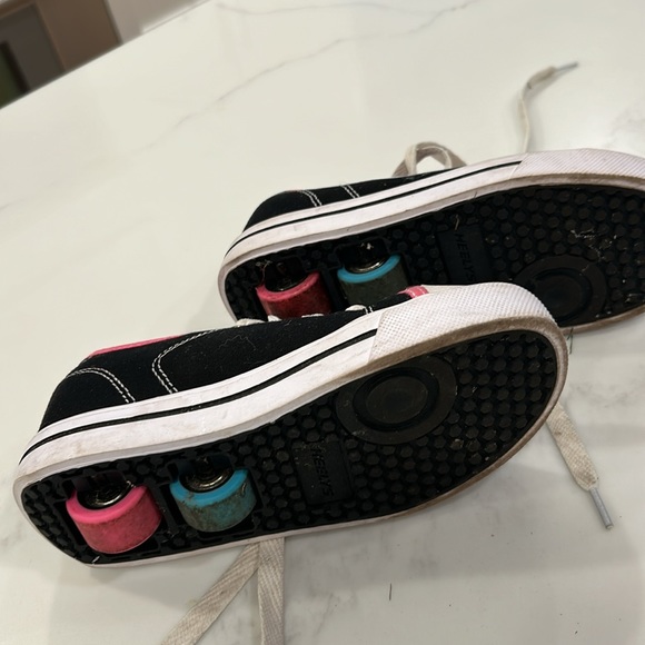 Heelys - Picture 3 of 3